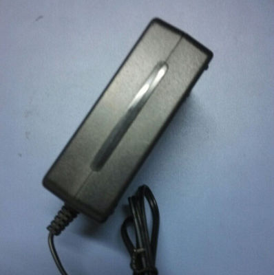 Adattatore da tavolino 9V 2.5A di potere di commutazione utilizzato nelle attrezzature di dati bancari