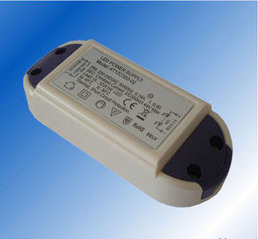 12V la tensione costante di CC 1A 12W ha condotto il CE del driver IP65 EN61000-3-2 ROHS