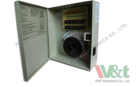 Scatola di distribuzione regolata lineare dell'alimentatore in CC della macchina fotografica del CCTV 24V 5A