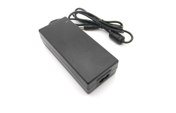 Alimentazione elettrica di commutazione/adattatore da tavolino elettrici di esterno 12V 5A