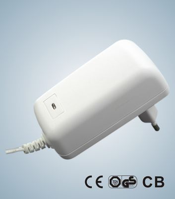adattatori di potere di commutazione di 20W KSAP020xxxyyyyHEC con i CB di 12VDC 0.1-2A, CE, approvazione di sicurezza di GS per uso generale di I.T.E