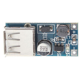 Il convertitore cc-cc aumenta il modulo di spinta 5V per Arduino con due batterie AA