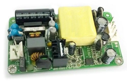 Il convertitore di AC-DC/alimentazione elettrica medica 25W ha prodotto 15V/1.67A MA25-220S15-A