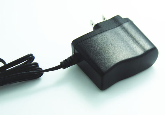 Adattatore americano di potere del supporto della parete della luce del LED, adattatori stranieri di potere
