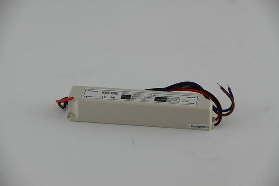 Alto driver costante di tensione LED di luminosità 12V 20W impermeabile con CA universale