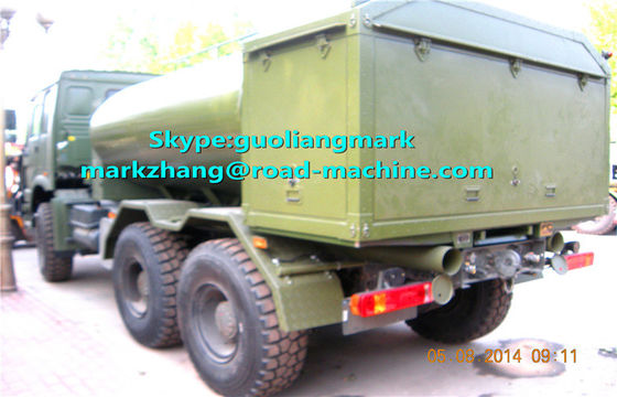 Camion cisterna verde 25000L dell'acqua dei militari 6*4 di SINOTRUK HOWO con l'EURO norma LHD O RHD